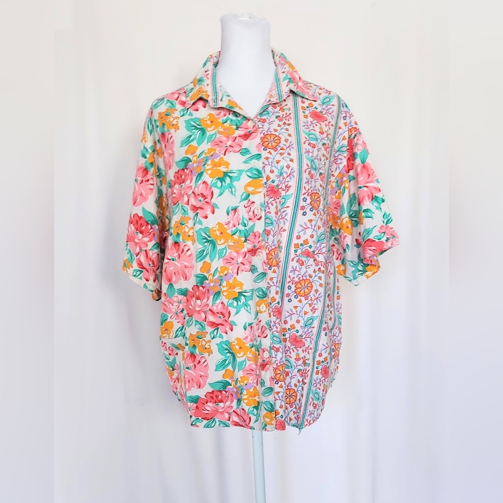 Mixed Blues Short Sleeve Button Down Top Floral Cotton Vintage Womens Medium
